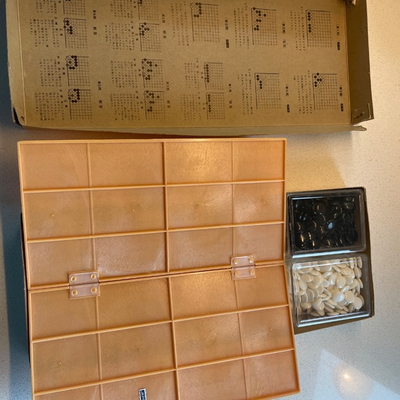 VINTAGE JAPANESE GO BOARD GAME…IGO - Picture 3 of 3